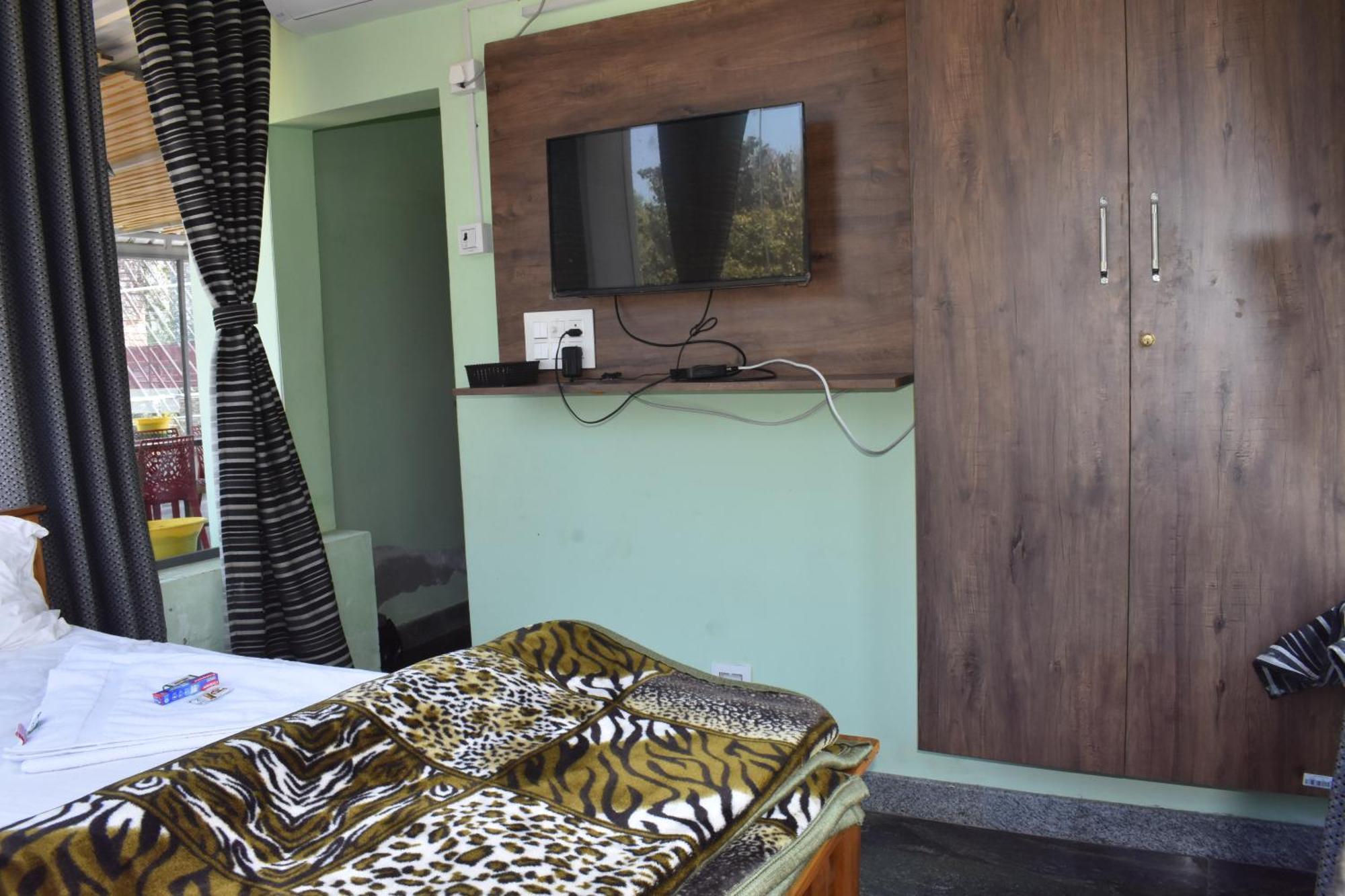 Yelagiri Goldhill Resort Exterior photo