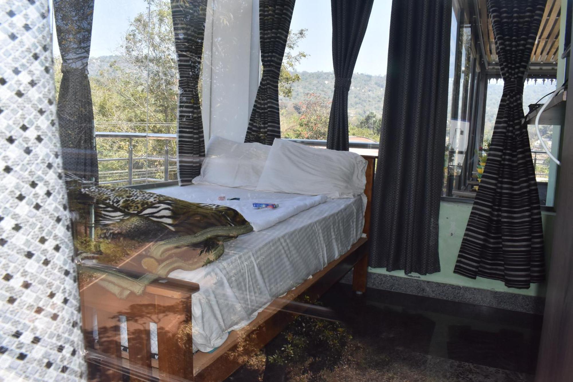 Yelagiri Goldhill Resort Exterior photo